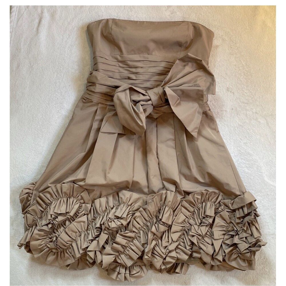 BCBG  MAXAZRIA‎  dress Sz 12 Strapless Champagne Taffeta With Bow NWOT